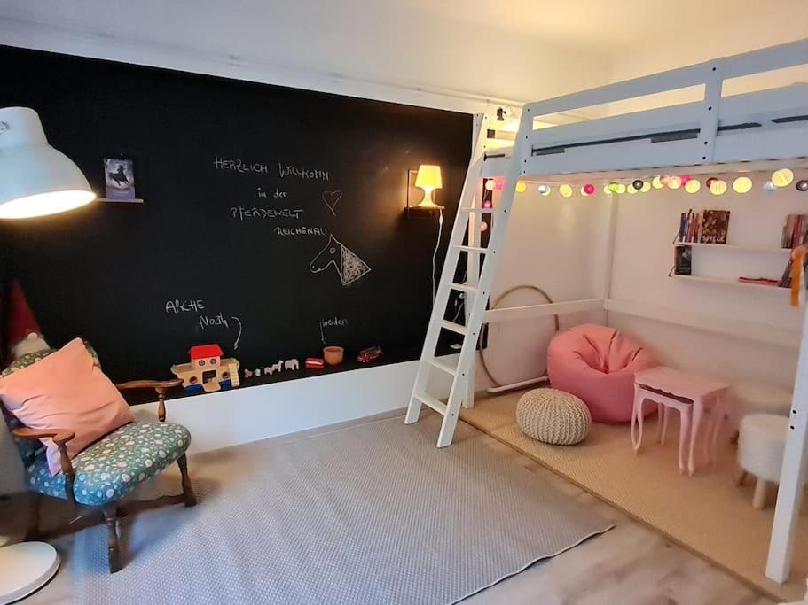 רייכנאו Cosy Family Apartment מראה חיצוני תמונה